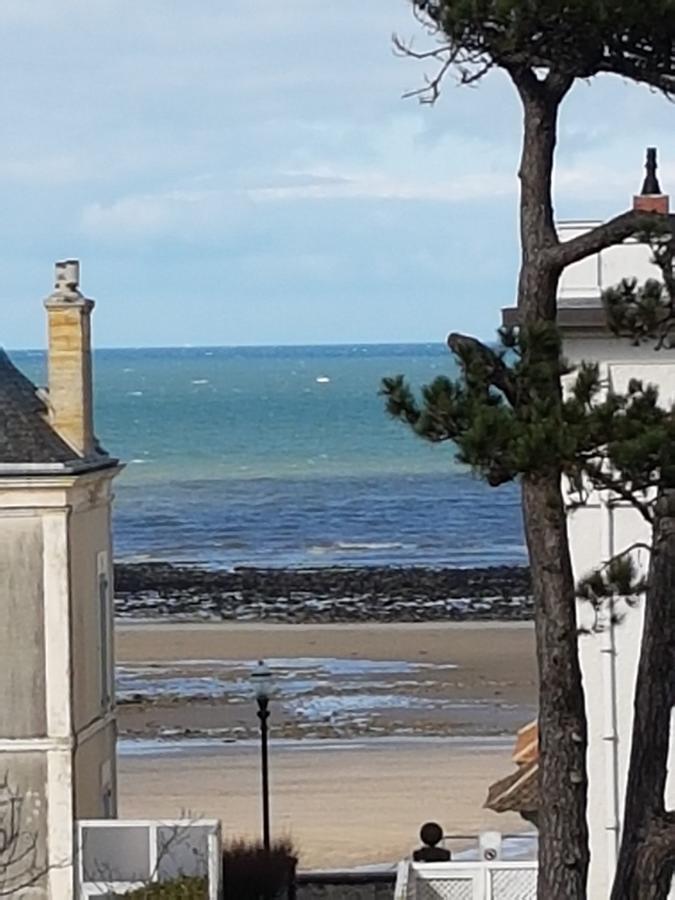 Hotel De Normandie Saint-Aubin-Sur-Mer  Exteriér fotografie